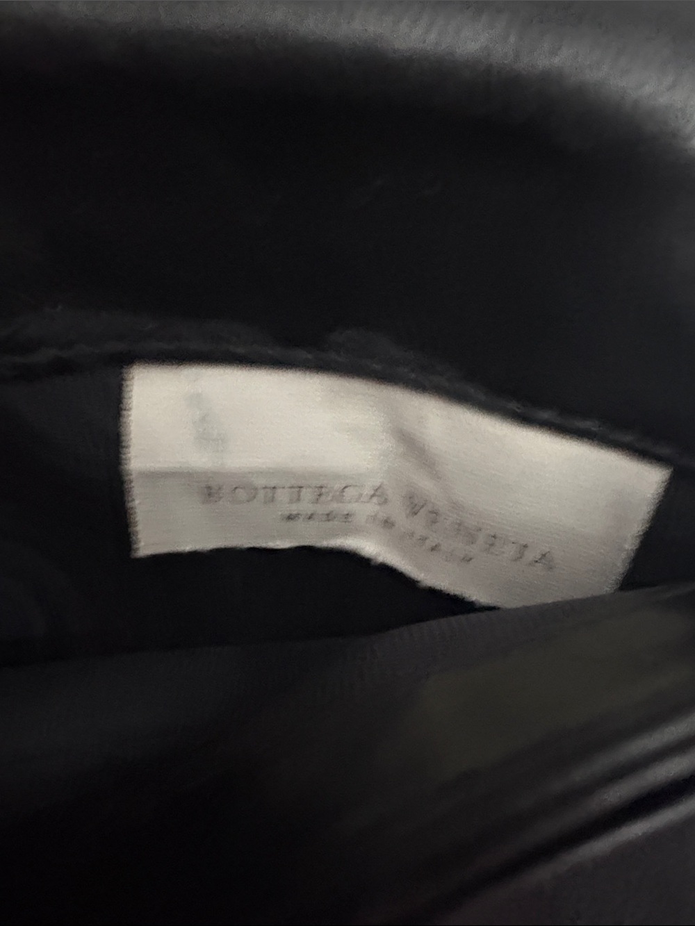 Bottega Veneta Black Embossed Leather wallet with chain - Picture 16 of 17